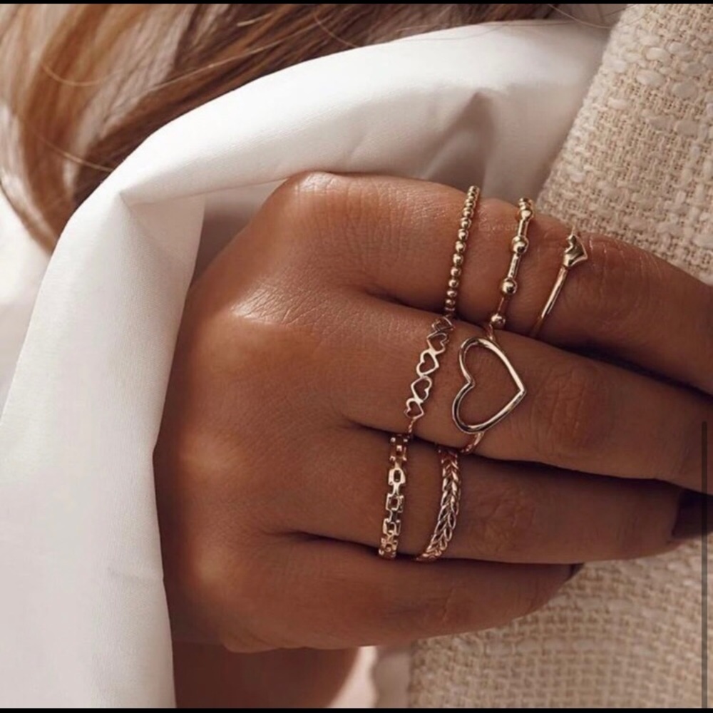 Gold heart ring set - Picture 4 of 4